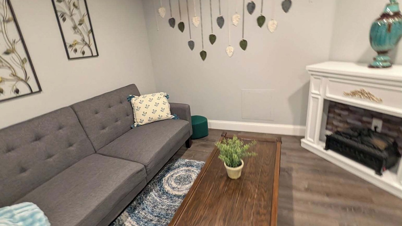 Photo of Livingroom in Whitefish Bay