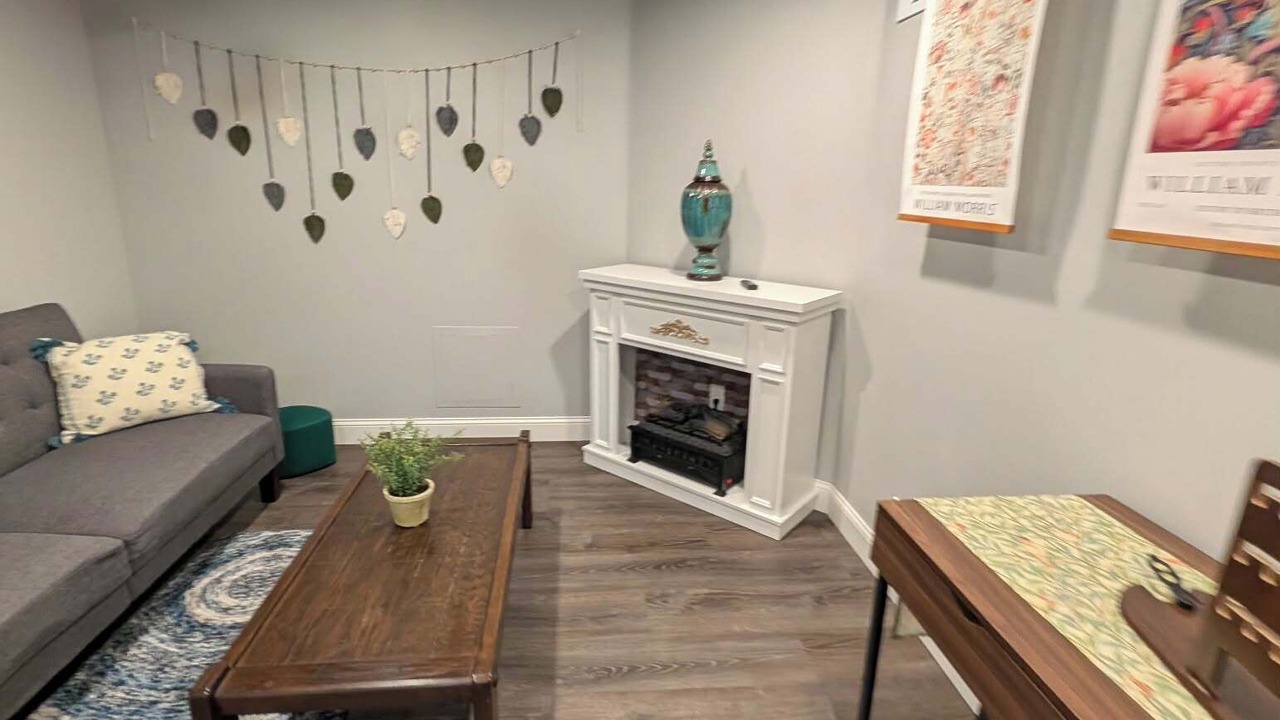 Photo of Livingroom in Whitefish Bay
