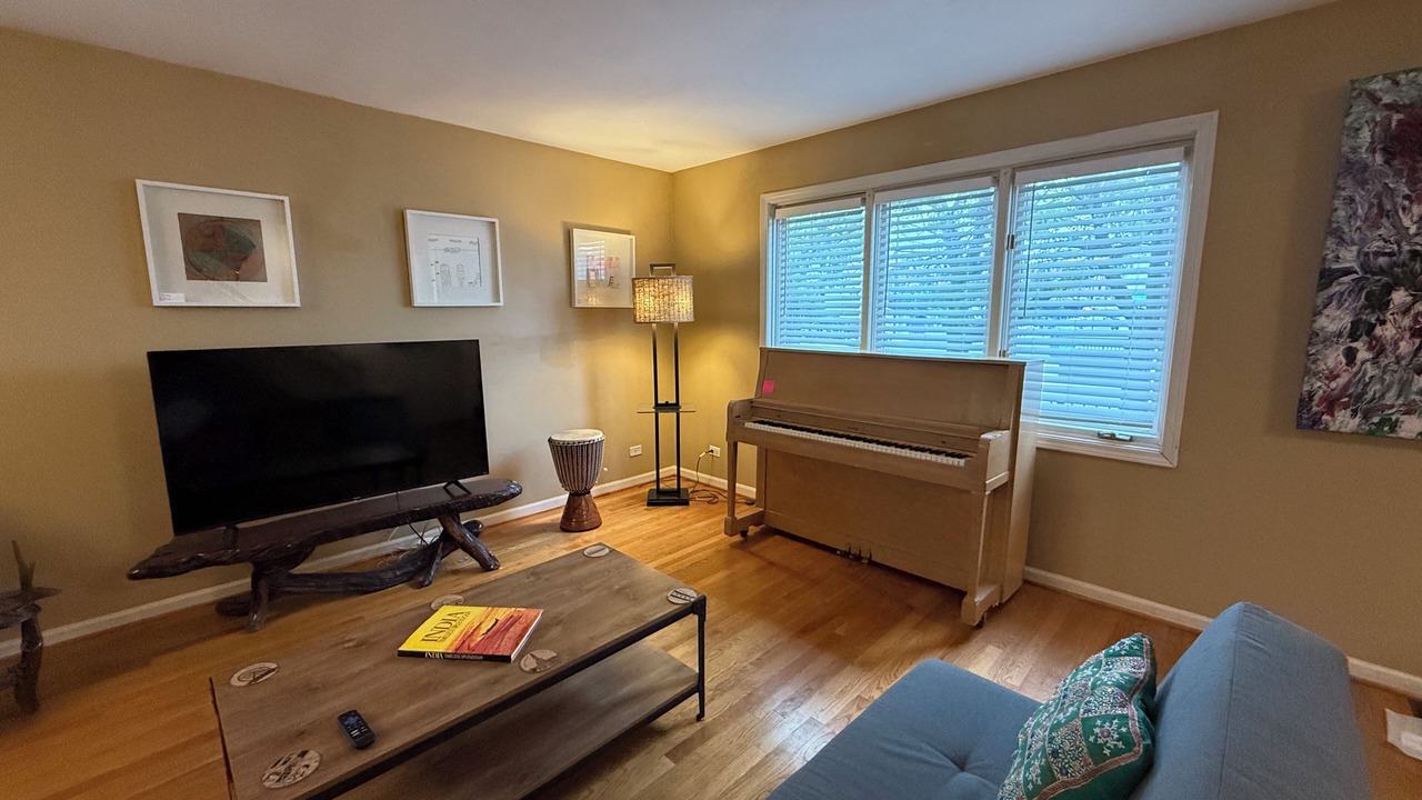 Photo of Livingroom in Irving Park