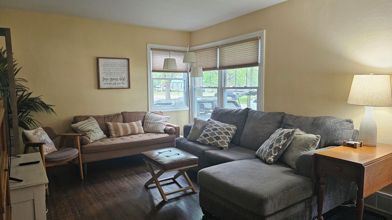 Photo of Livingroom in Lakeside