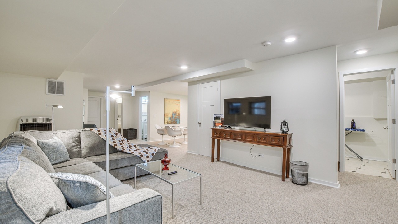 Photo of Bedroom in Oakland