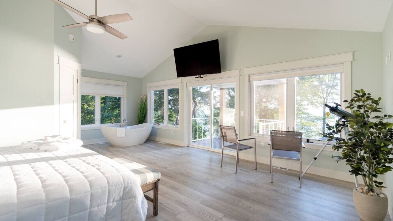 Photo of Patio Balcony in Norton Shores