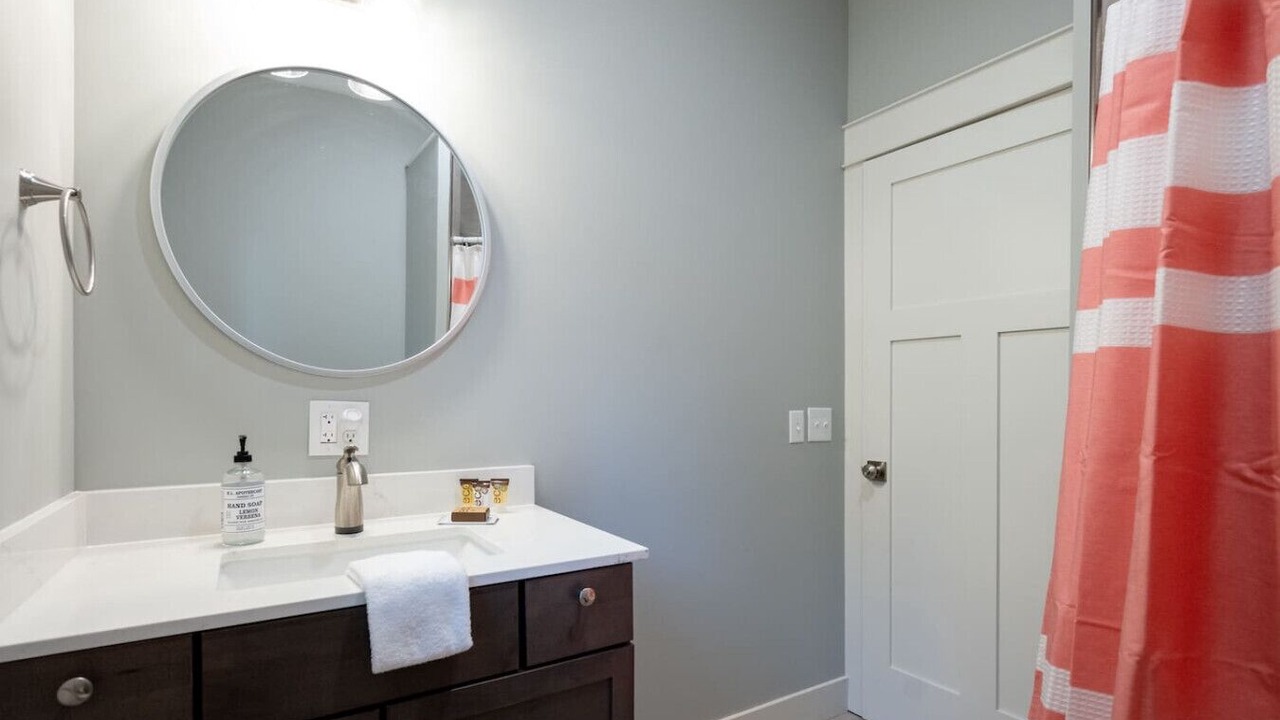 Photo of Bathroom in Norton Shores