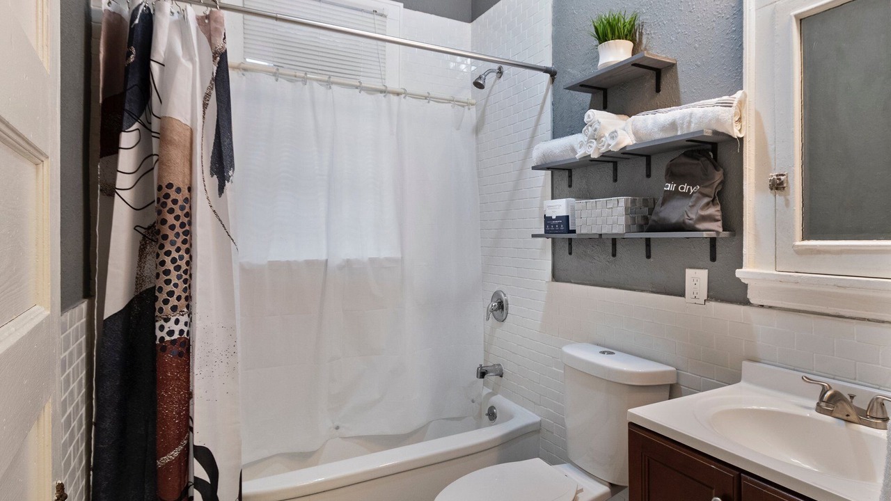Photo of Bathroom in Washington Heights