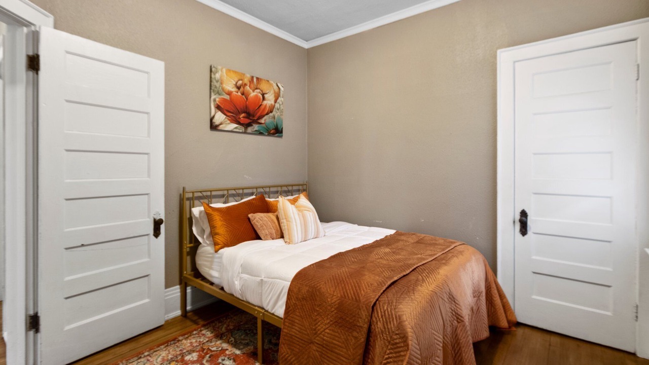 Photo of Bedroom in Washington Heights