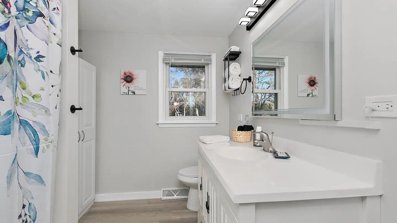 Photo of Bathroom in Wasco