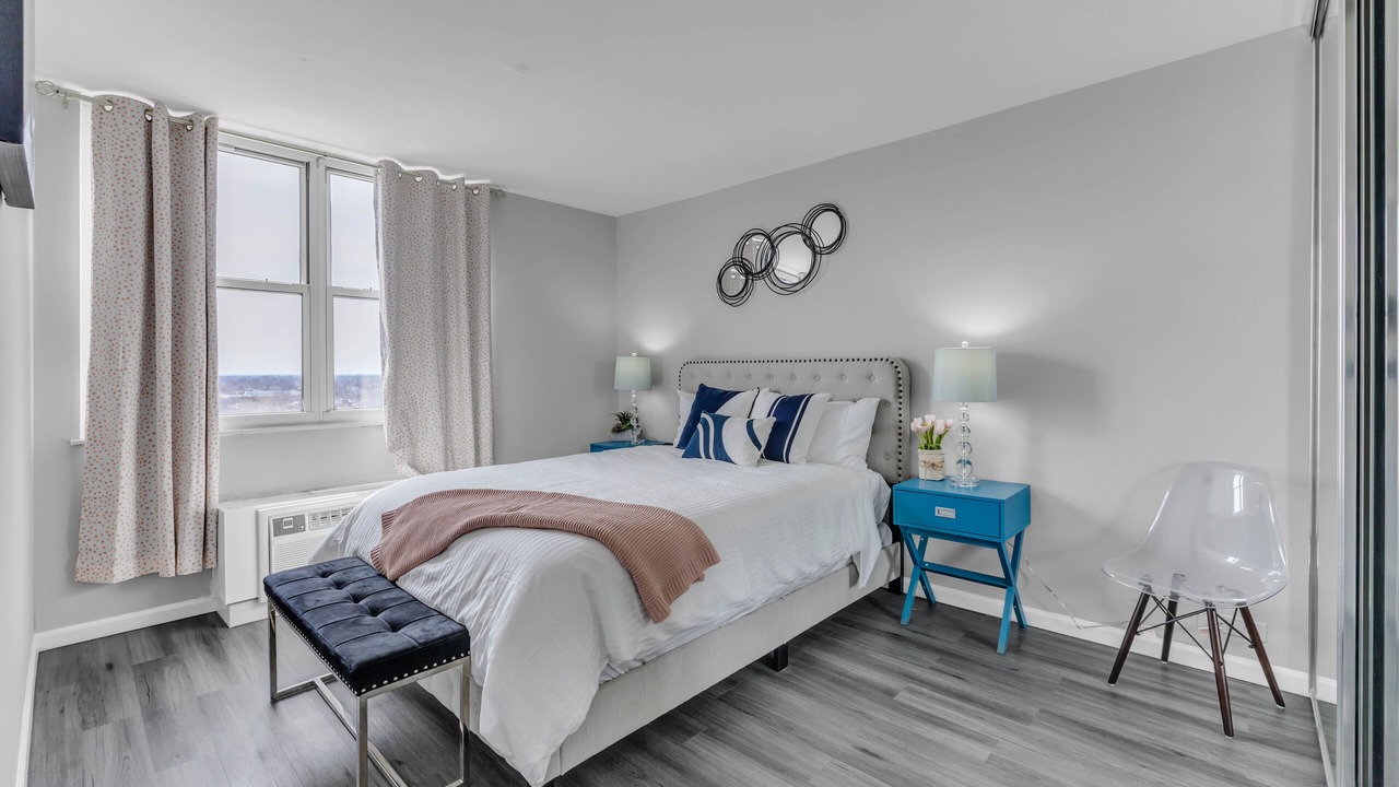 Photo of Bedroom in West Lawn
