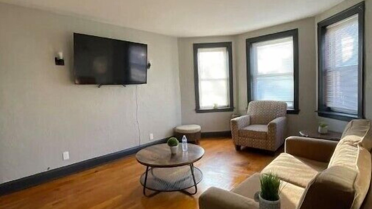 Photo of Livingroom in Gage Park