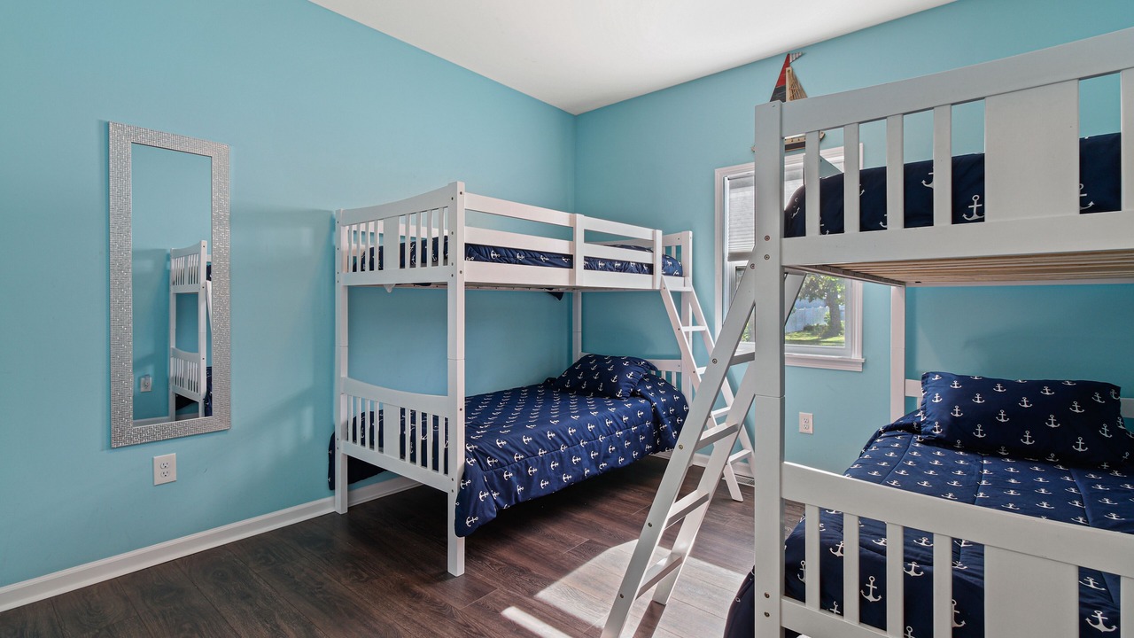 Photo of Bedroom in Lake Geneva