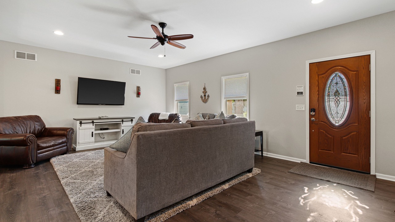 Photo of Livingroom in Lake Geneva