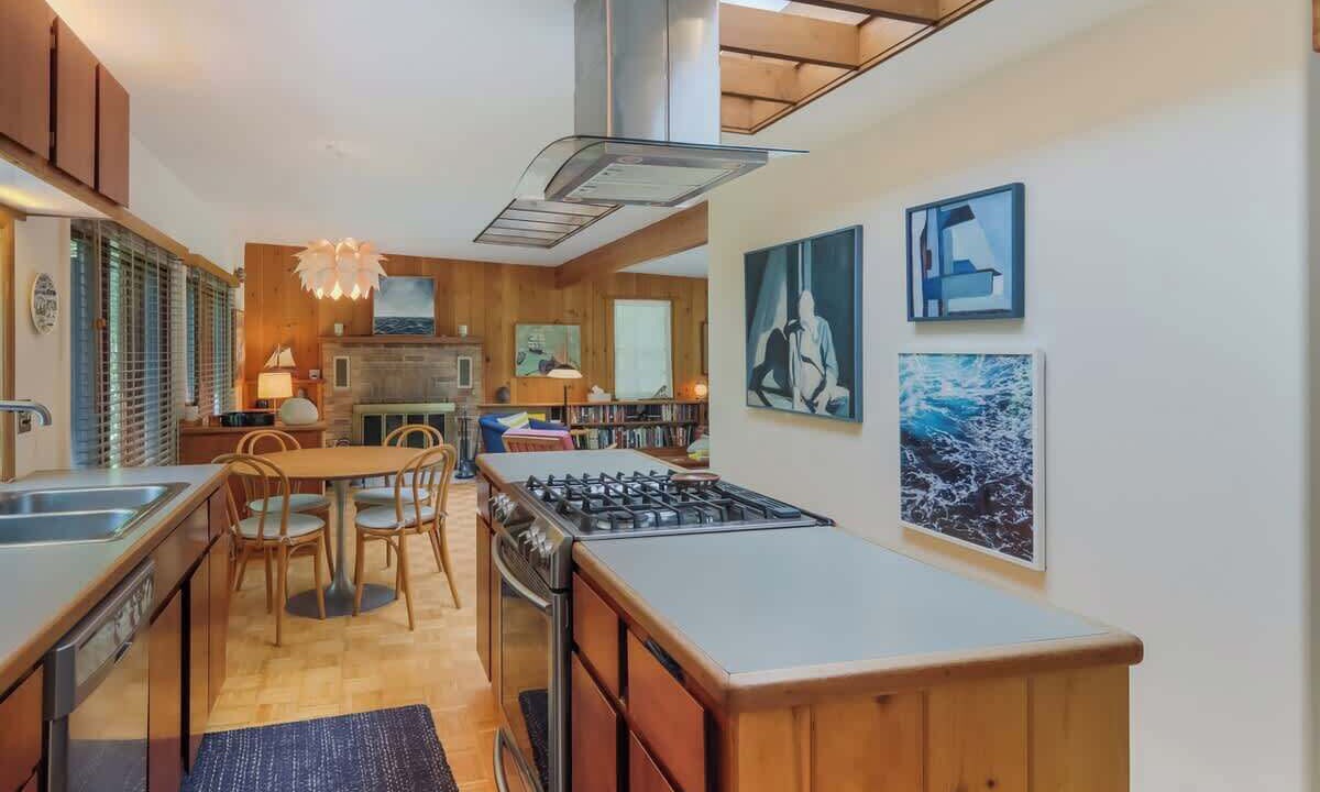Photo of Kitchen in Acme