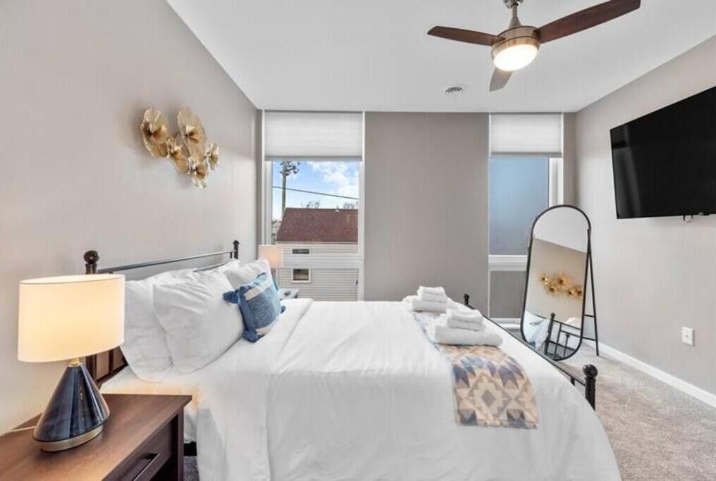 Photo of Bedroom in Lower East Side
