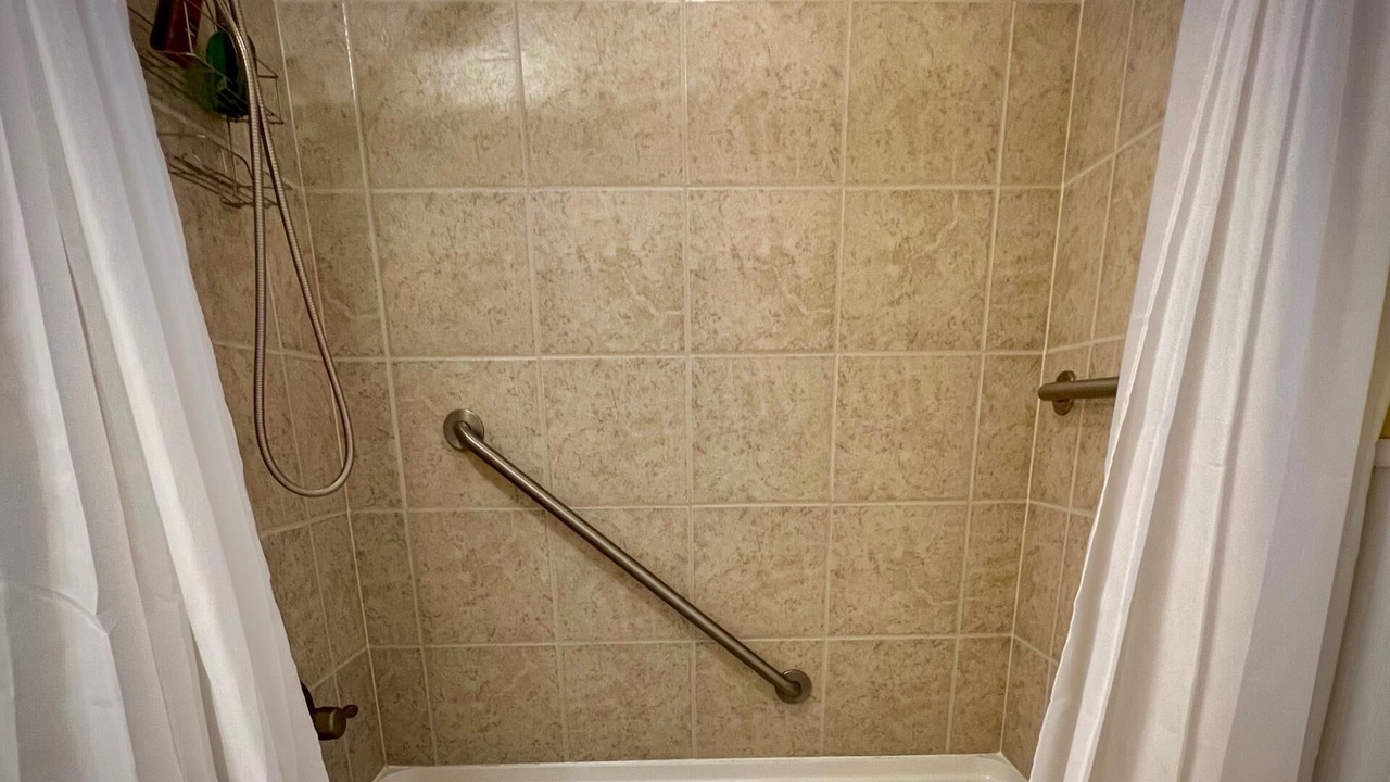 Photo of Bathroom in Douglas