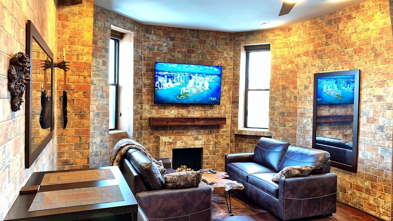 Photo of Livingroom in Lincoln Park