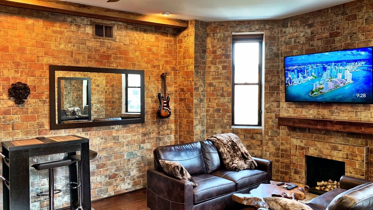 Photo of Livingroom in Lincoln Park