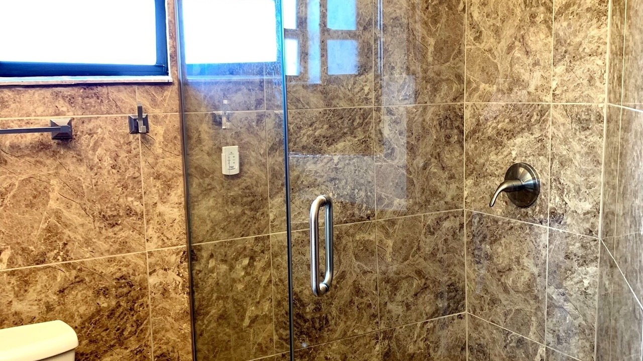 Photo of Bathroom in Lincoln Park