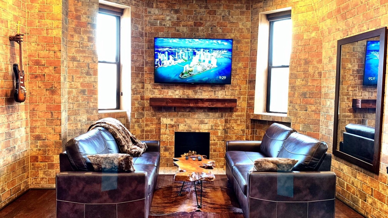 Photo of Livingroom in Lincoln Park