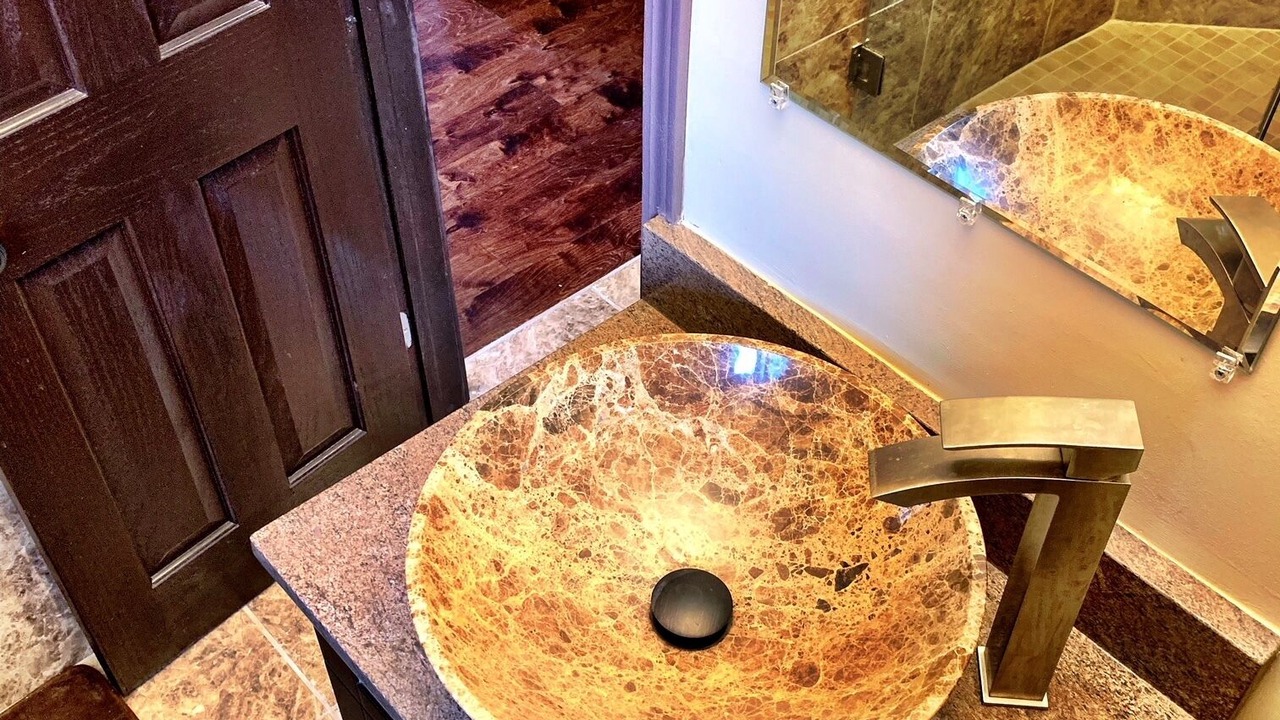Photo of Bathroom in Lincoln Park