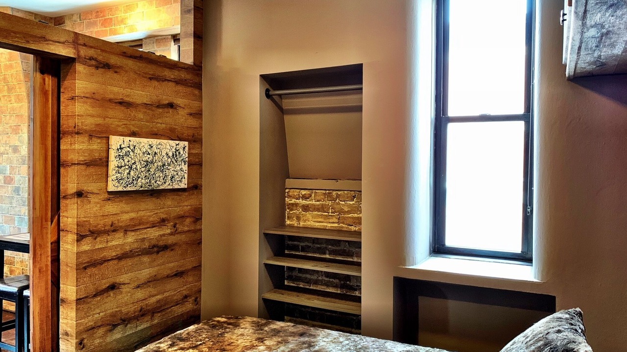 Photo of Bedroom in Lincoln Park
