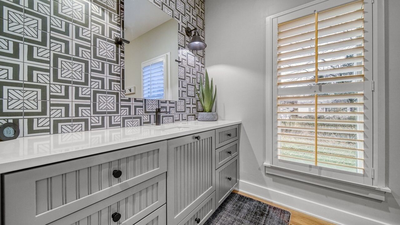 Photo of Bathroom in Douglas