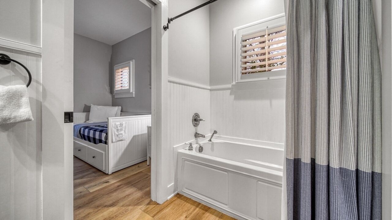 Photo of Bathroom in Douglas