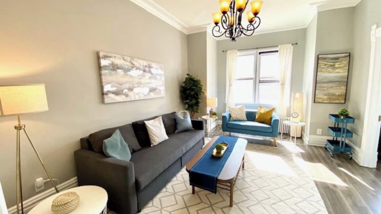 Photo of Bedroom in Lakeview
