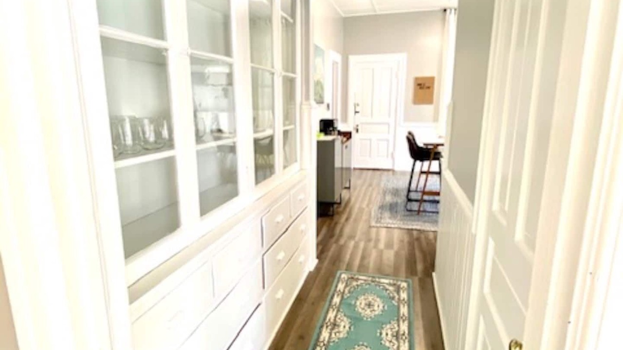 Photo of Bathroom in Lakeview