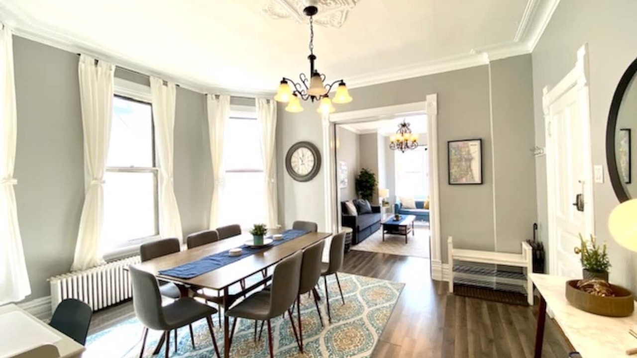 Photo of Bathroom in Lakeview