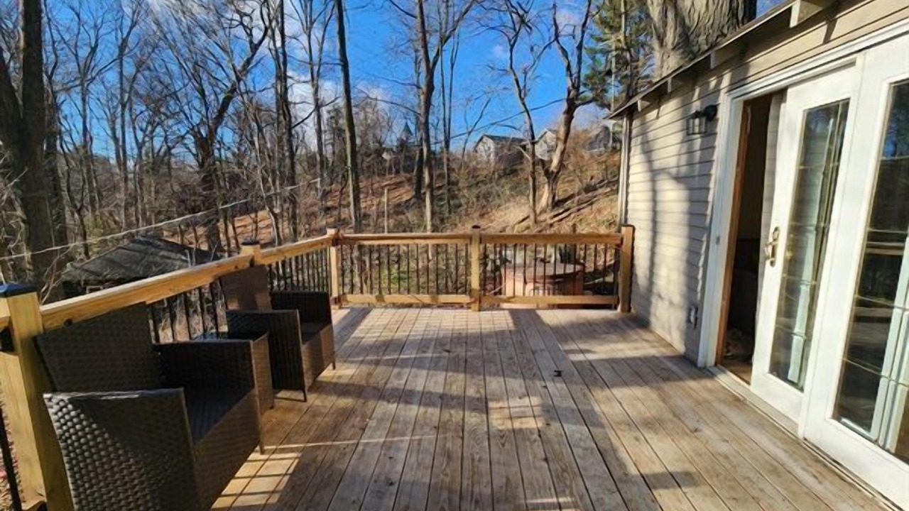 Photo of Patio Balcony in Solon Township
