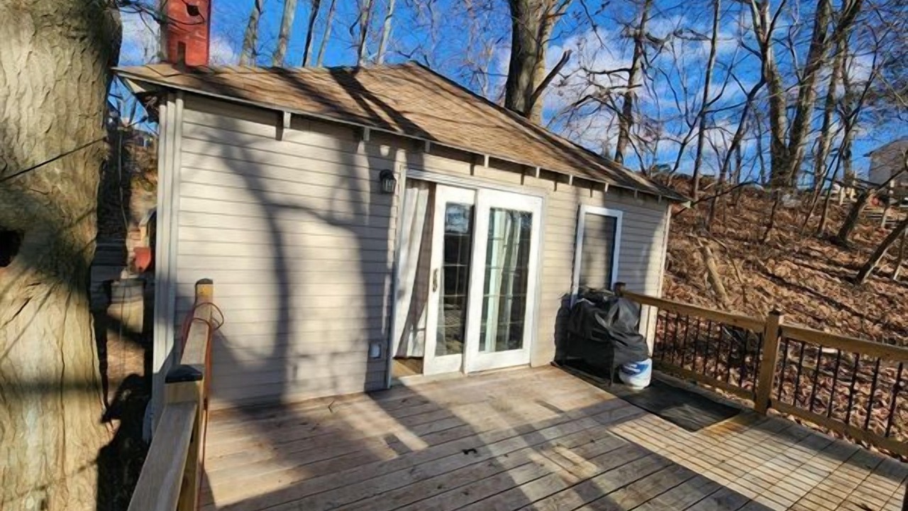 Photo of Bedroom in Solon Township