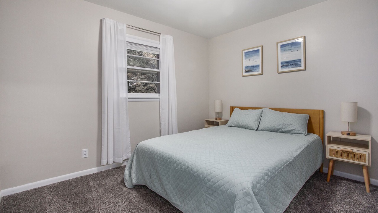 Photo of Bedroom in Norton Shores