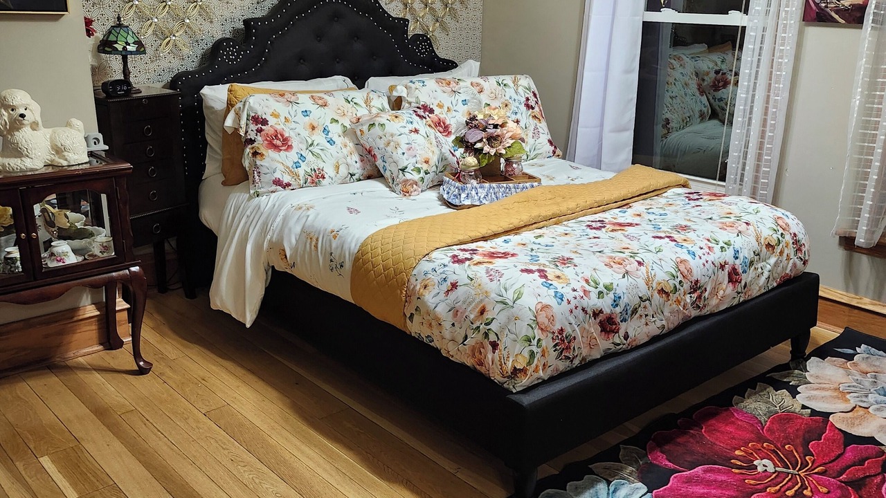 Photo of Bedroom in Wauwatosa