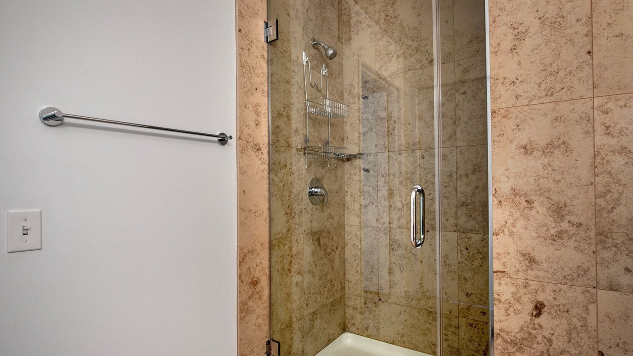 Photo of Bathroom in Streeterville