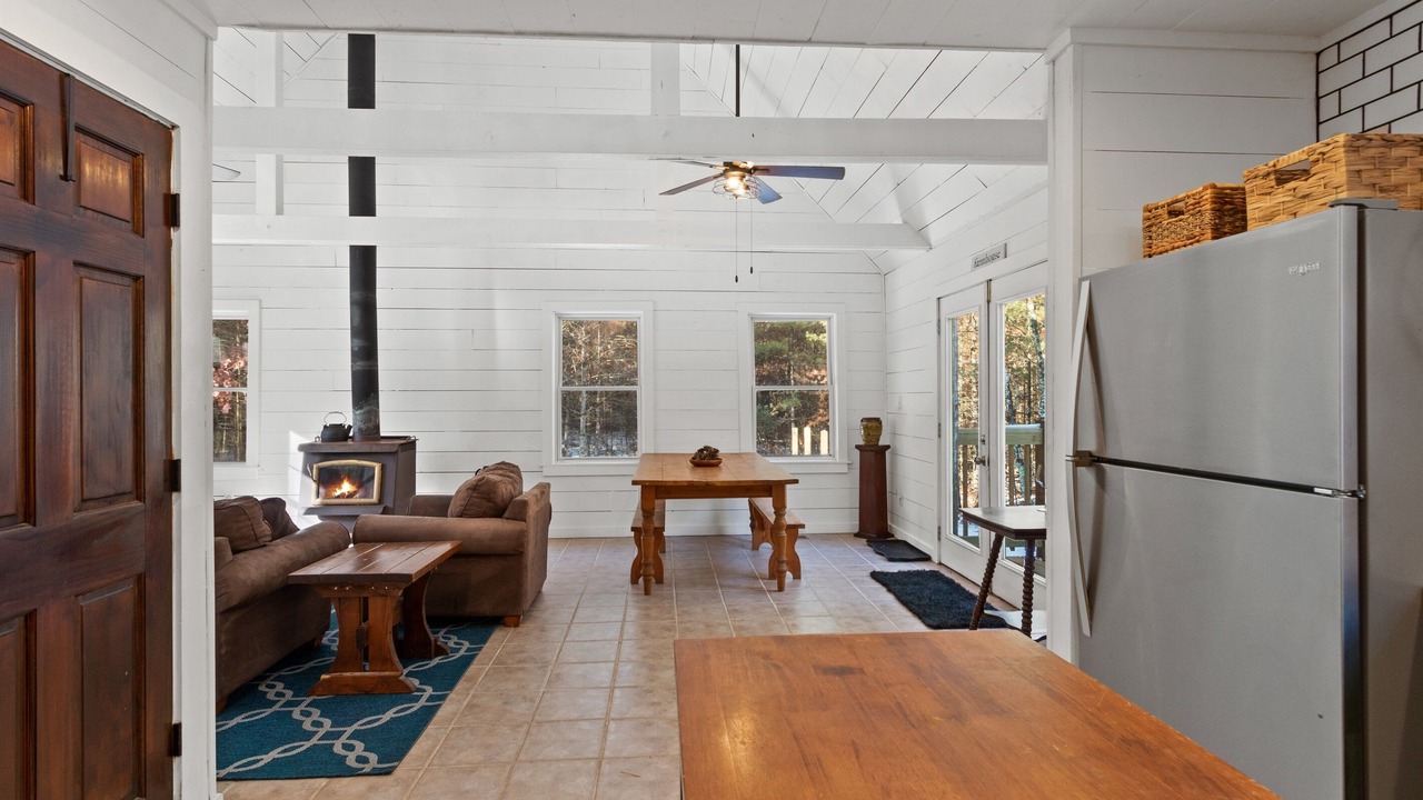 Photo of Livingroom in Arkdale