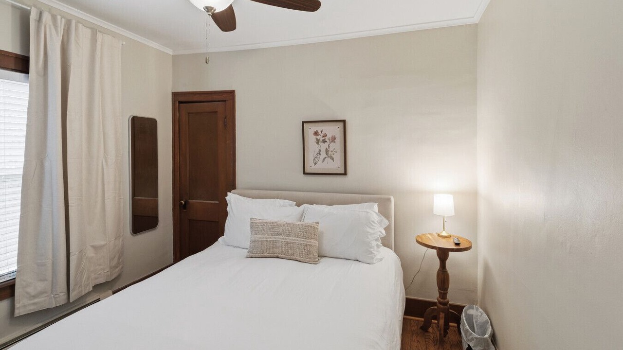 Photo of Bedroom in Libertyville
