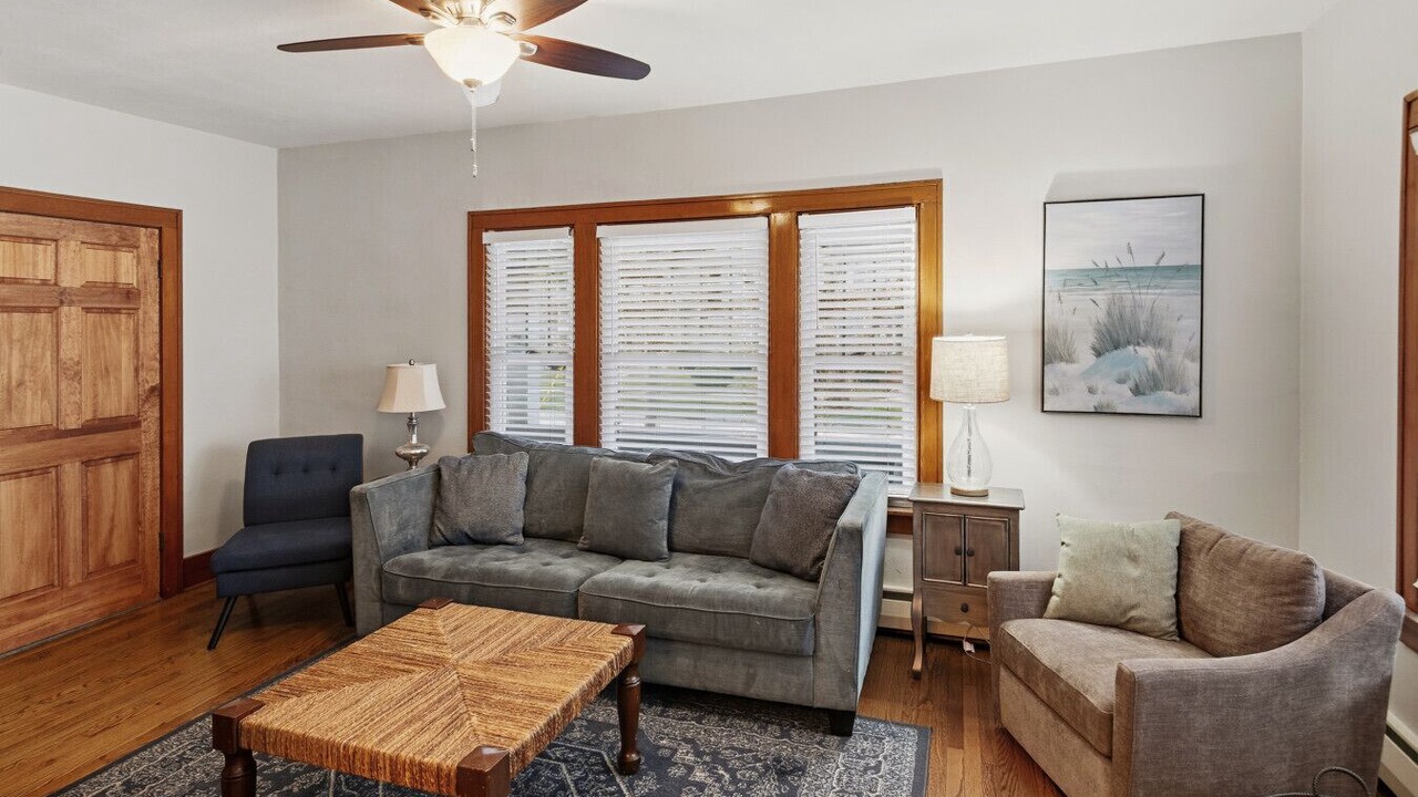 Photo of Livingroom in Libertyville