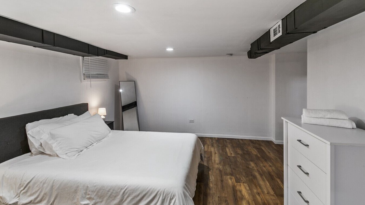 Photo of Bedroom in Libertyville