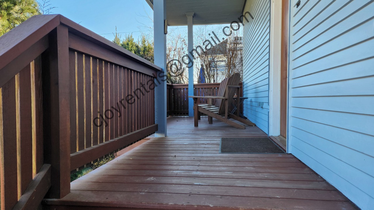 Photo of Outdoor in Old Irving Park