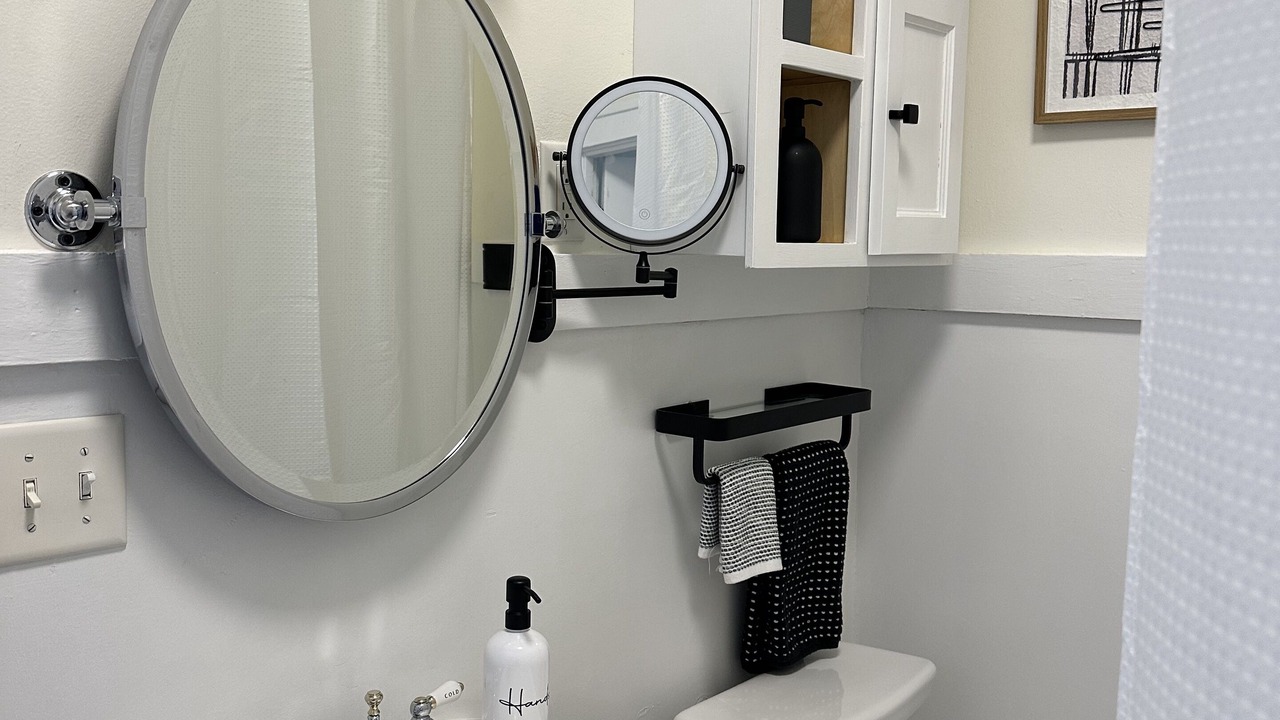 Photo of Bathroom in University Heights