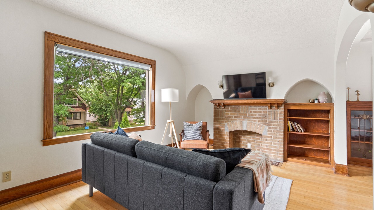 Photo of Livingroom in Wauwatosa