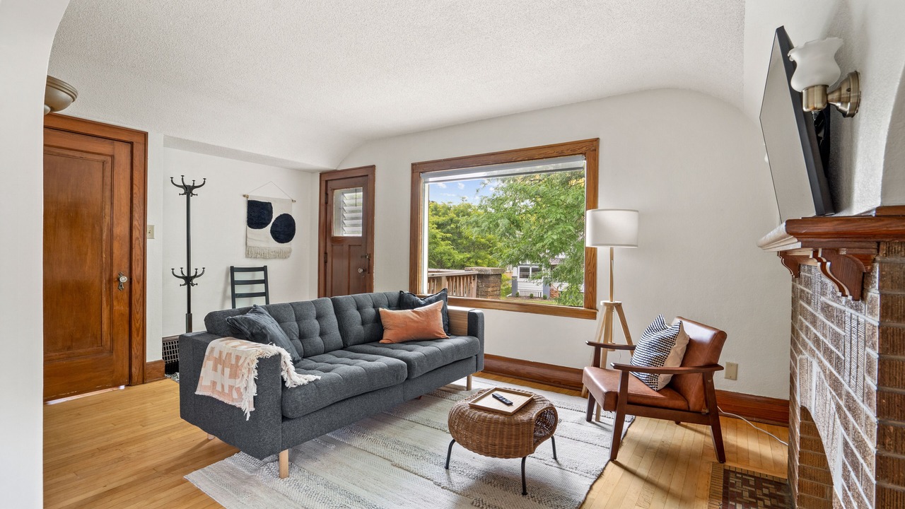 Photo of Livingroom in Wauwatosa