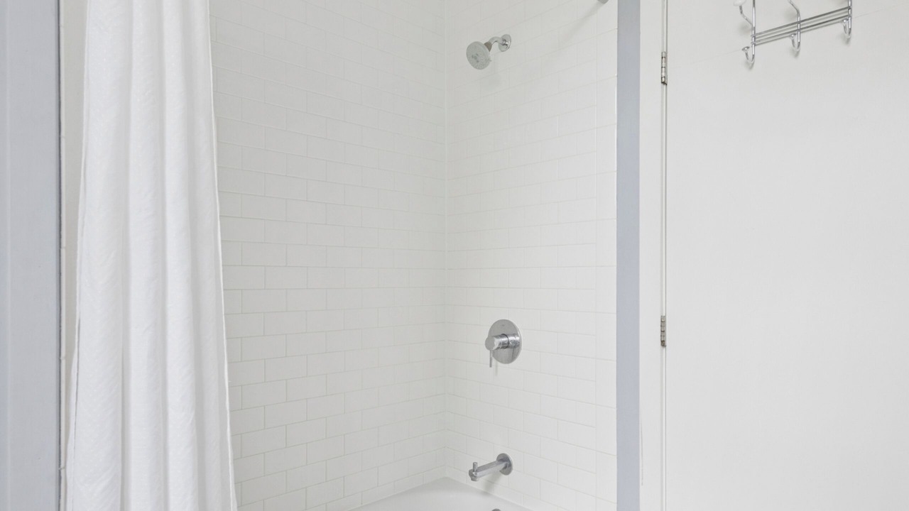 Photo of Bathroom in Logan Square
