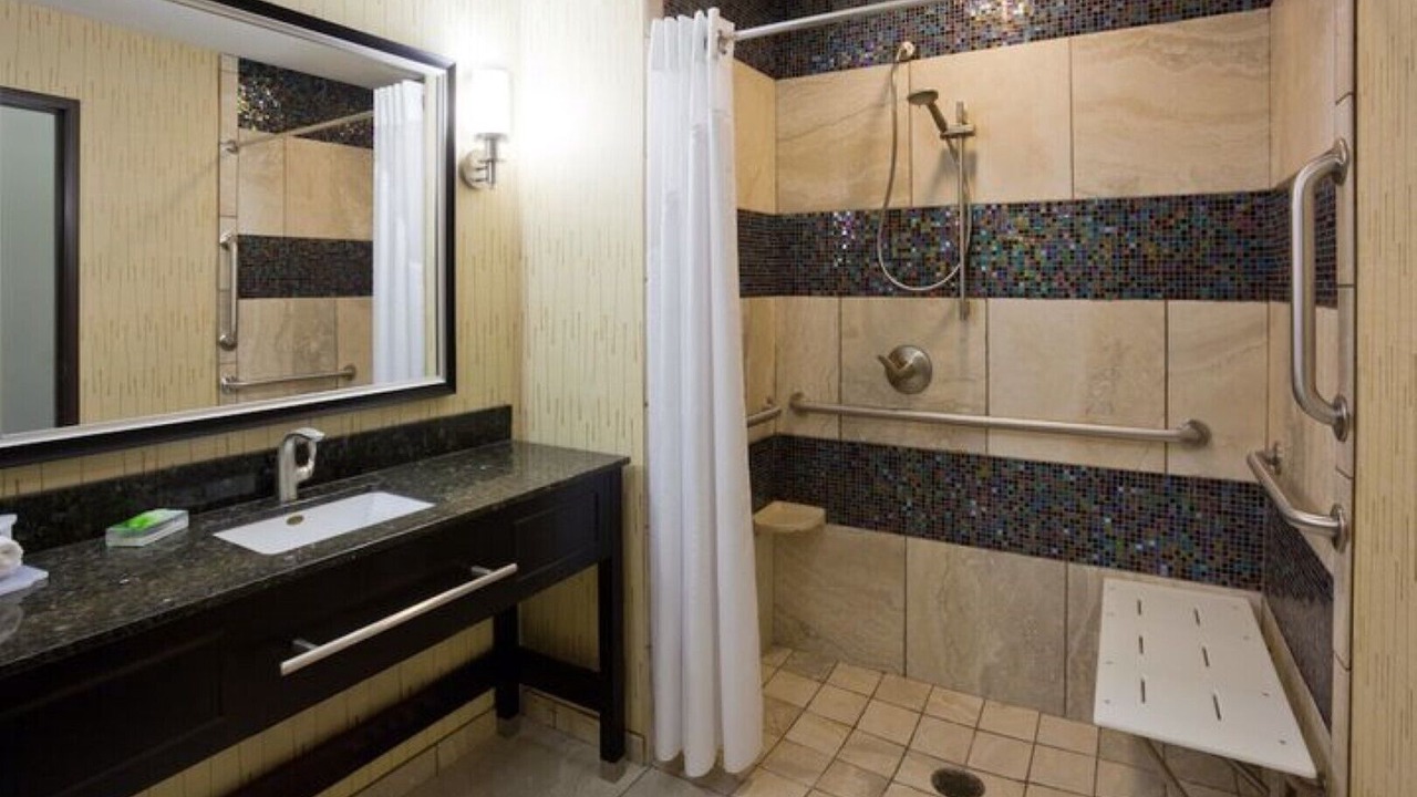 Photo of Bathroom in Davenport