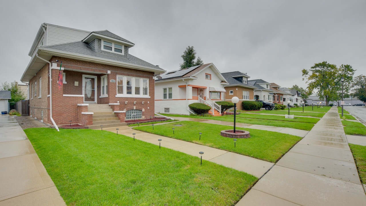Photo of Outdoor in Maywood