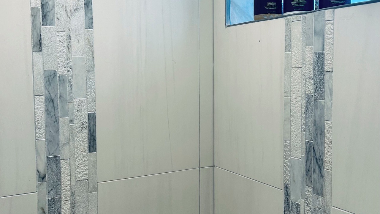 Photo of Bathroom in Broadview
