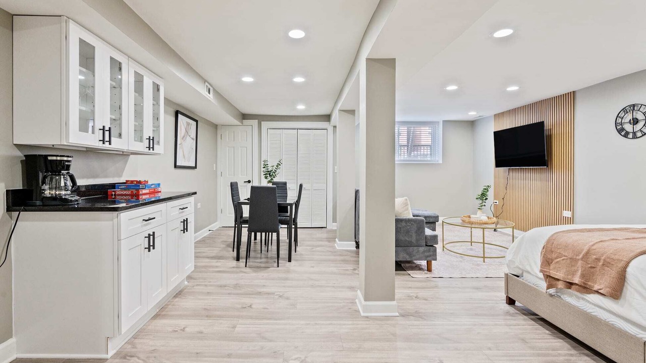 Photo of Bedroom in Lincoln Park