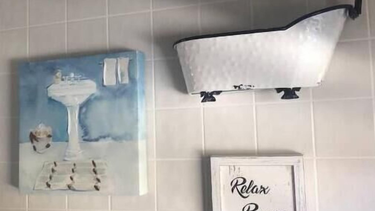 Photo of Bathroom in Olivet