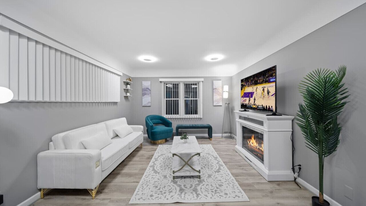 Photo of Livingroom in Rochester