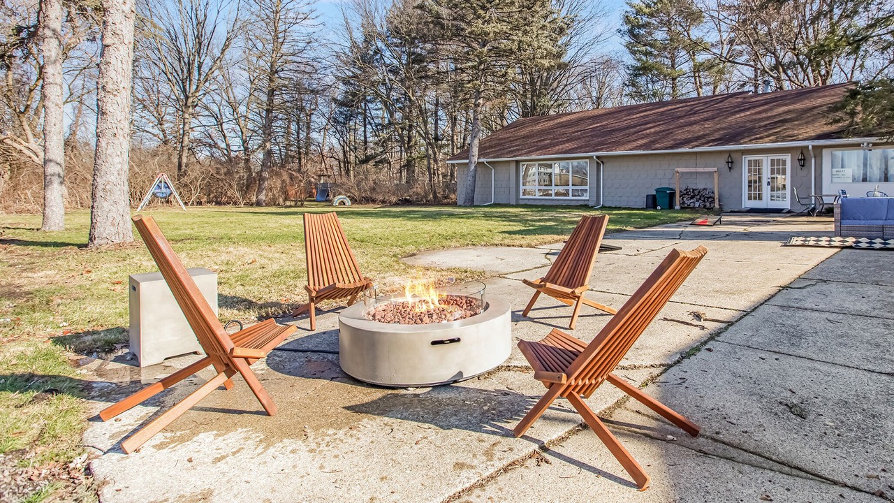 Photo of Others in Roseland