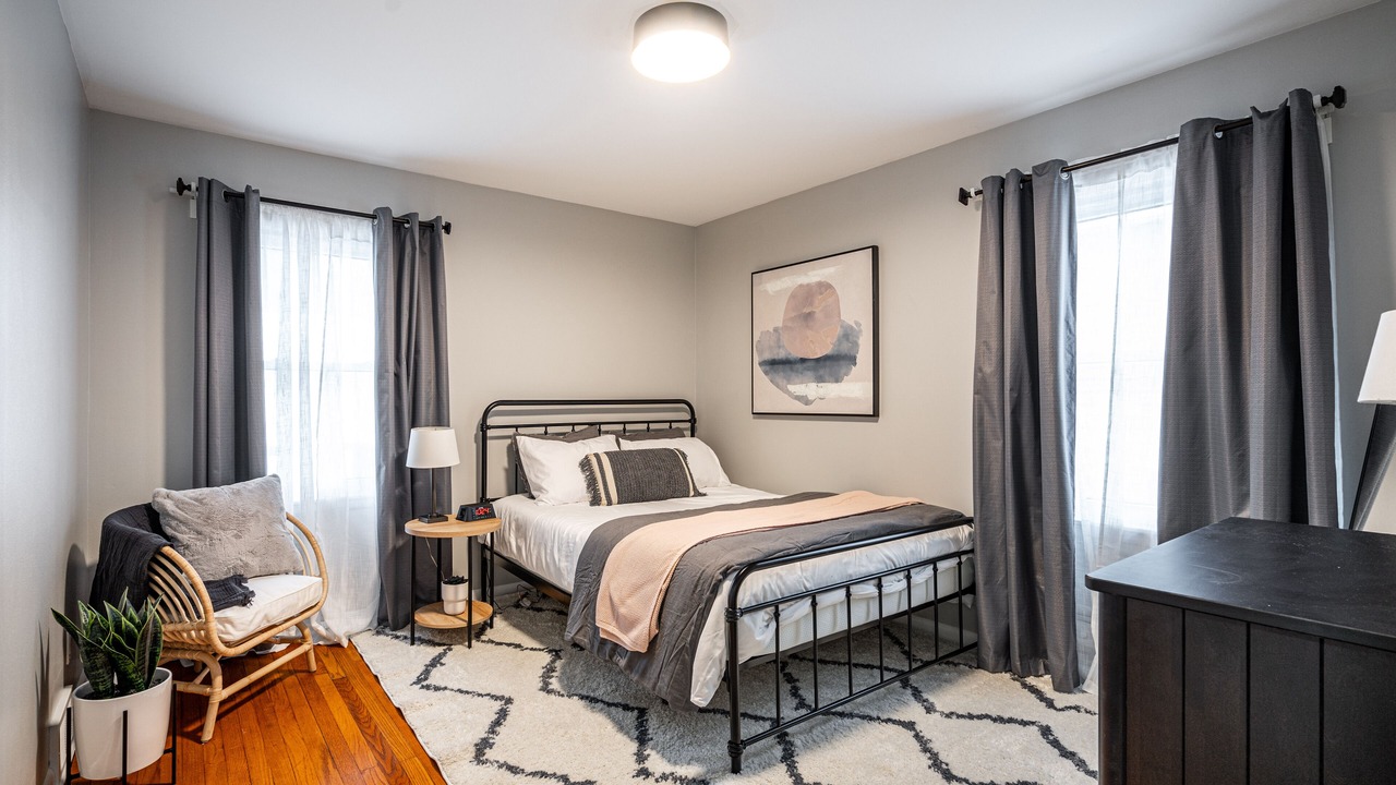 Photo of Bedroom in Milwaukee